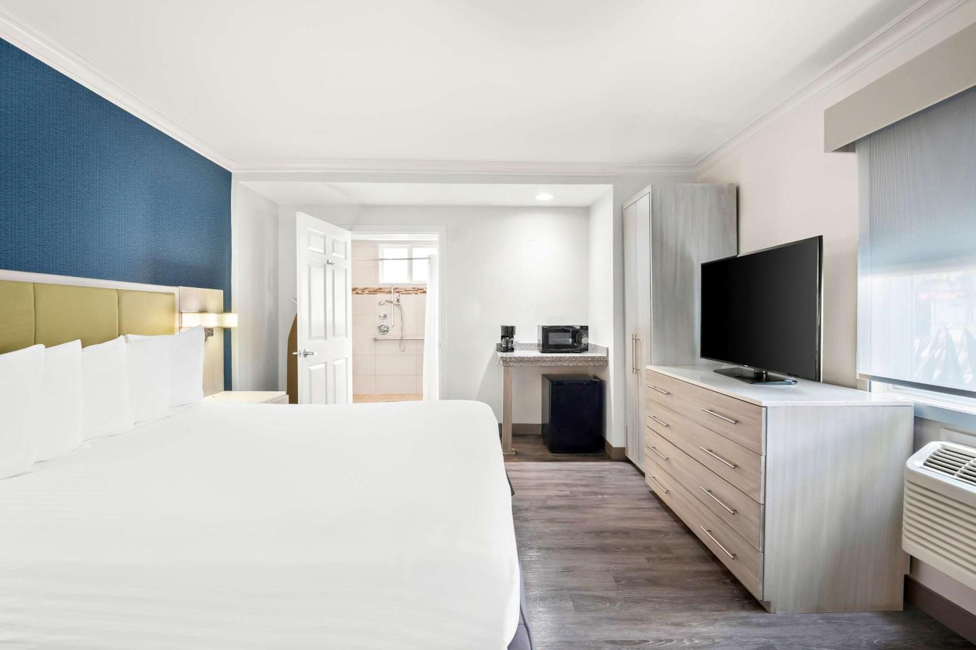 Surestay Hotel By Best Western Santa Monica Exterior photo