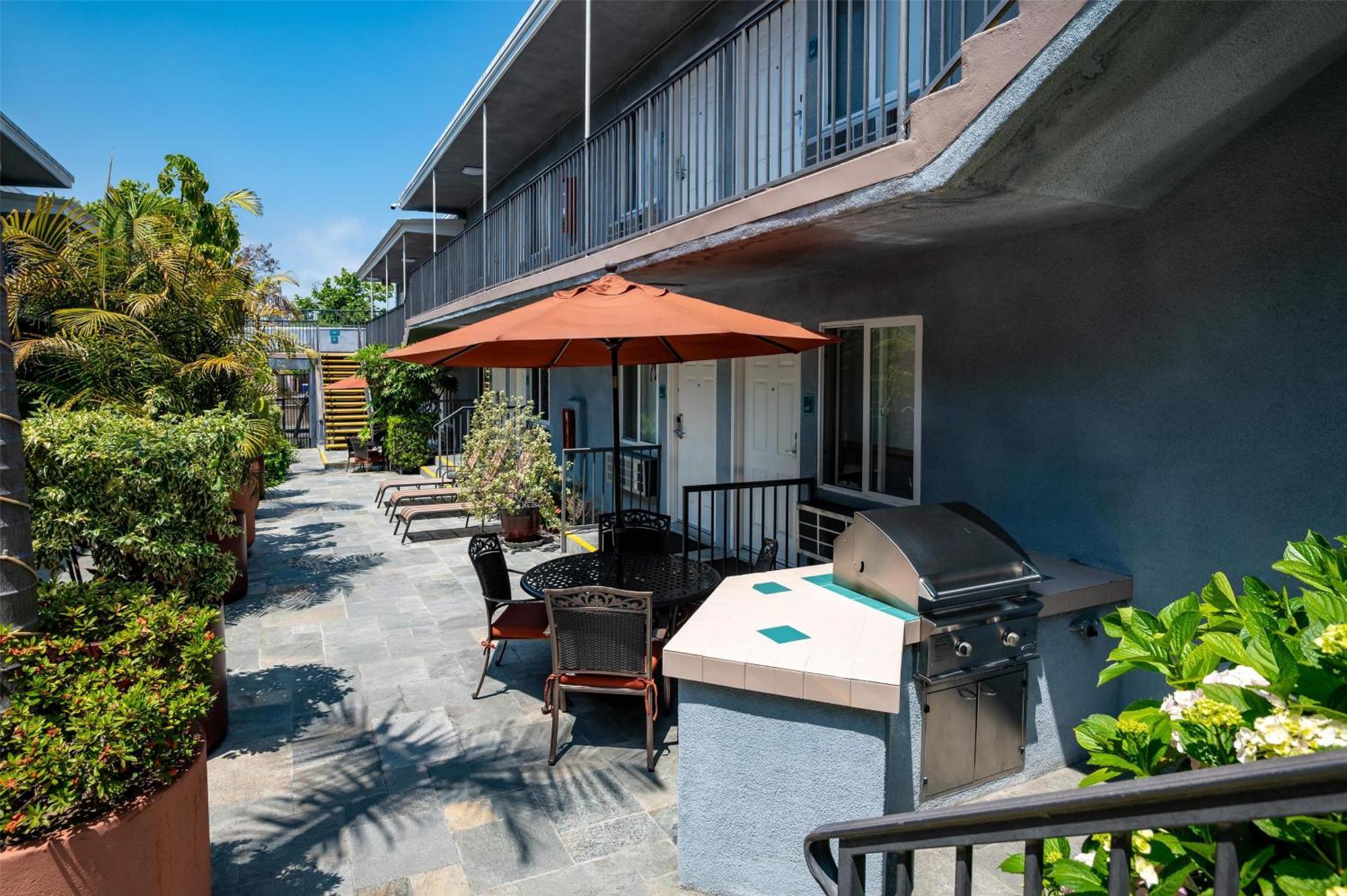 Surestay Hotel By Best Western Santa Monica Exterior photo