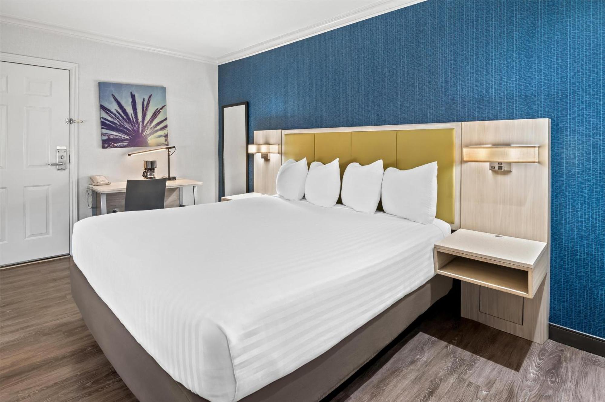 Surestay Hotel By Best Western Santa Monica Exterior photo