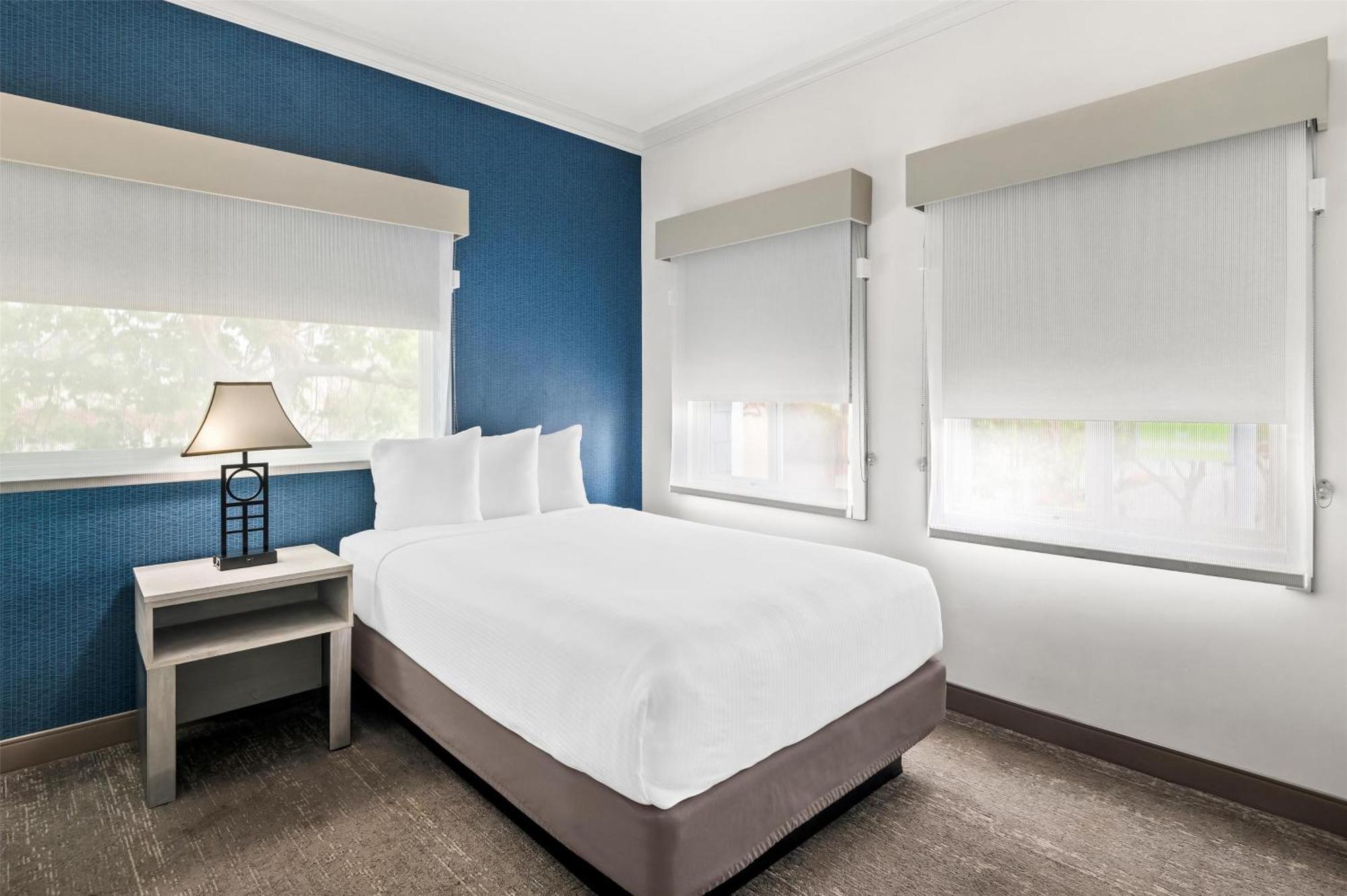 Surestay Hotel By Best Western Santa Monica Exterior photo