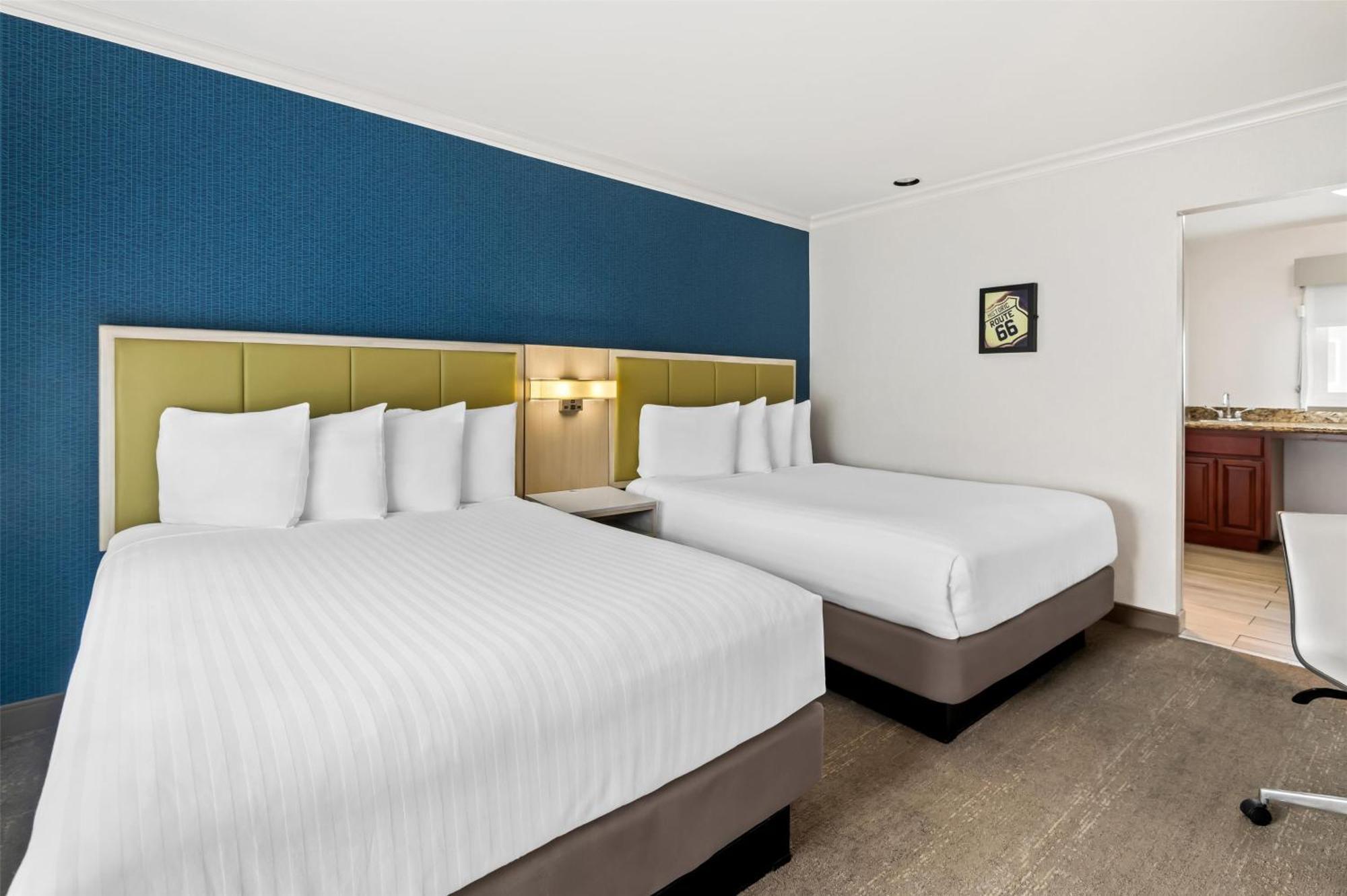 Surestay Hotel By Best Western Santa Monica Exterior photo